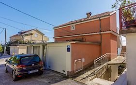 Apartment Davor
