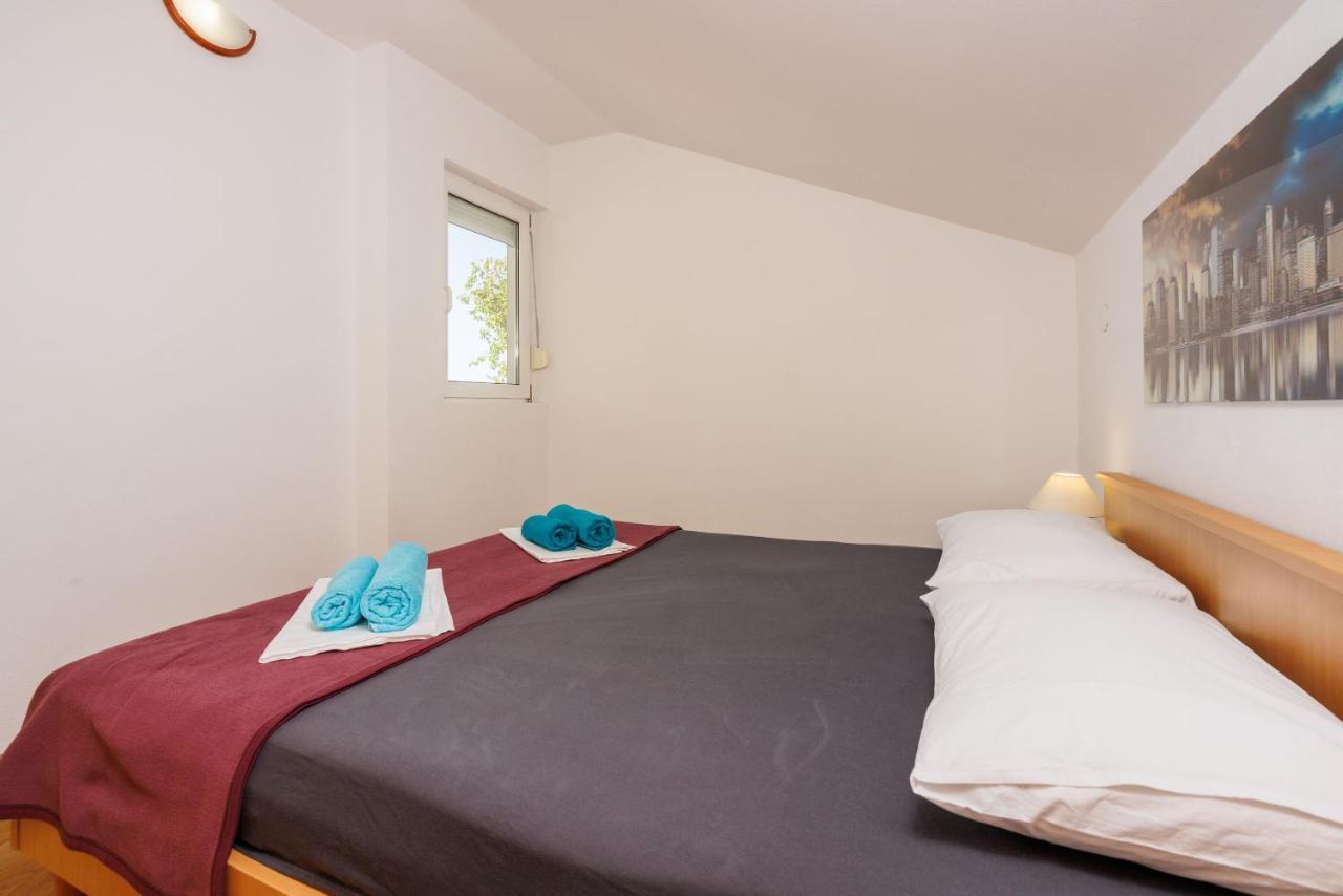 Apartment Davor Dramalj Exterior foto
